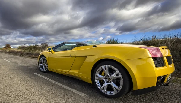 LEON, ESPAGNE - 15 NOVEMBRE : Une Lamborghini Gallardo participante — Photo