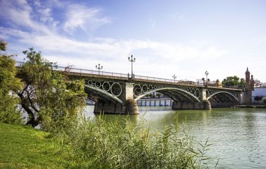 Triana Köprüsü nehir guadalquivir, sevilla, Endülüs, s
