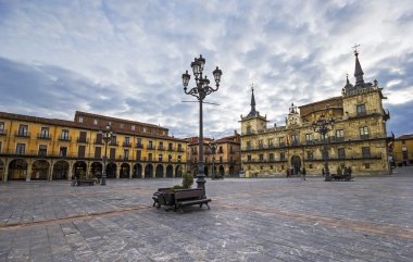Plaza mayor ve Antik Kent Konseyi Leon, İspanya