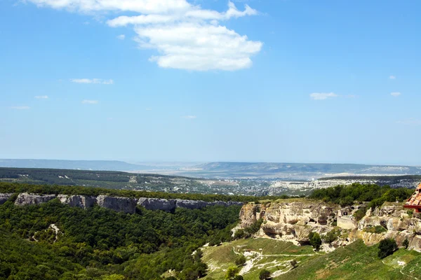 Mountain forest landscape in the Crimea — Stock Photo, Image