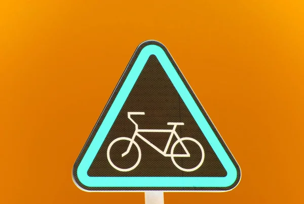 Señal Tráfico Del Carril Bici Forma Triangular Con Imagen Una — Foto de Stock