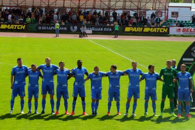 Belarus Futbol Şampiyonası. Mayıs 2020. Dinamo Brest ve Belshina takımları arasındaki maç. Denis Laptev , Artem Milevskiy , Pavel Savitskiy. 