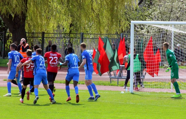 ベラルーシサッカー選手権大会 2020年5月 チーム間の試合ディナモ ブレストとベルシーナ — ストック写真