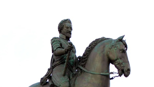 Στο Παρίσι Στη Γαλλία Οκτωβρίου 2020 Άγαλμα Του Βασιλιά Ερρίκου — Φωτογραφία Αρχείου