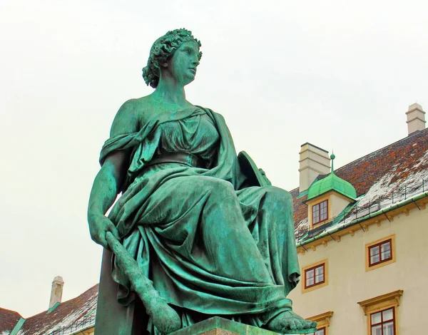 Вена Австрия Марта 2019 Года Женская Статуя Символизирует Мир Силу — стоковое фото