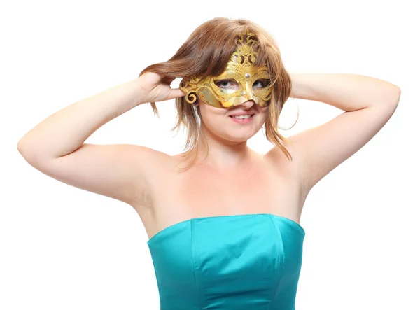 Mooie showgirl met gouden masker gekleed in luxe retro kostuum. — Stockfoto