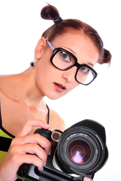 Giovane fotografo con fotocamera professionale — Foto Stock