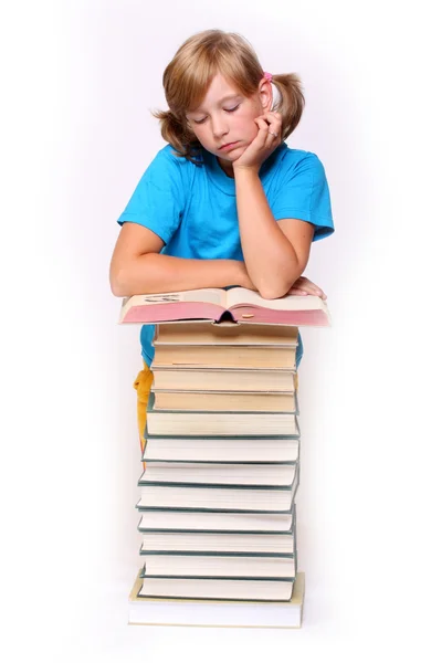 Mooi meisje met geopende boek. — Stockfoto