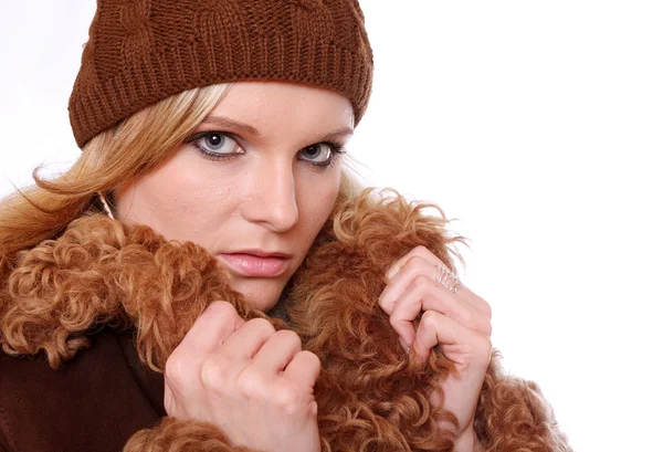 Woman in winter hat — Stock Photo, Image