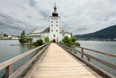 Gotik kale ort traunsee Gölü