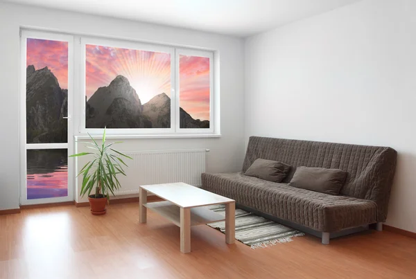Obývací pokoj s krásným výhledem na hory. — Stock fotografie
