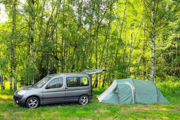 Camping tält i öknen — Stockfoto