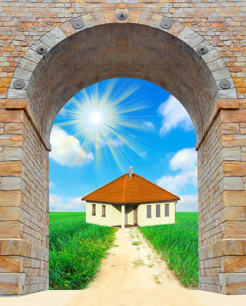 Opened door and house — Stock Photo, Image