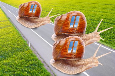 in helezon ile mobil ana yol üzerinde resmi komik. kolay seyahat metafor.