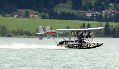 The Sikorsky S-38 was an American twin-engined 8-seat amphibious aircraft clipart