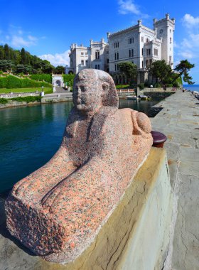 trieste sphynx miramare kalede