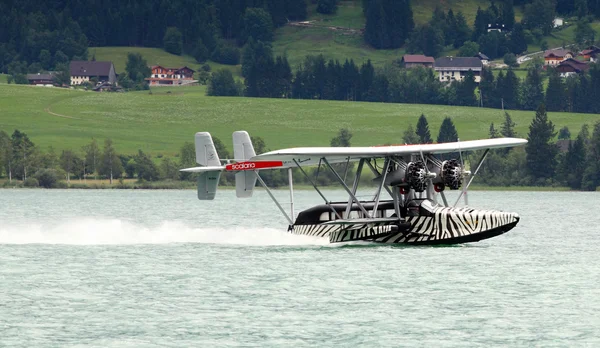 Sikorsky s-38 Amerikalı çift motorlu 8 koltuklu amfibik uçak yapıldı. — Stok fotoğraf