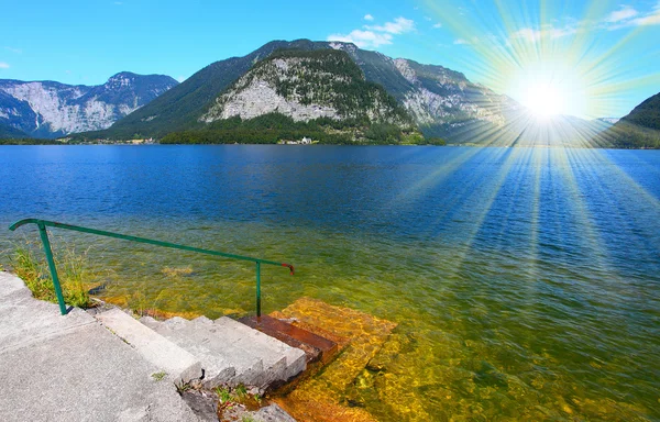 Lago de montaña — Foto de Stock