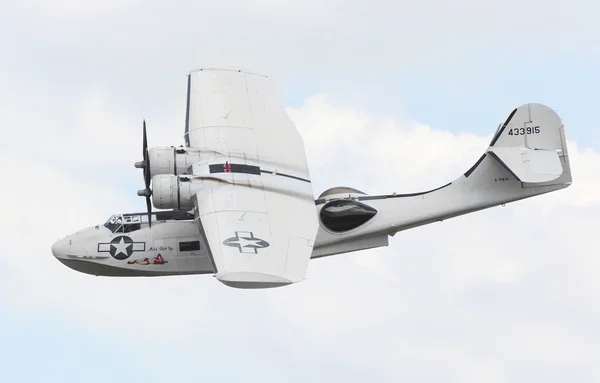 Amerikaanse redding vliegboot geconsolideerde pby-5a catalina — Stockfoto