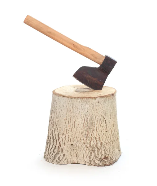 Brennholz und Axt geschnitten — Stockfoto