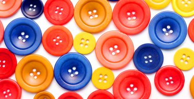 ahşap ve polyester düğme