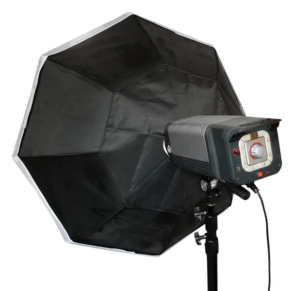 Flash de estudio con caja suave — Foto de Stock