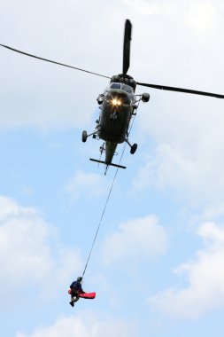 Polis Birliği içinde hareket