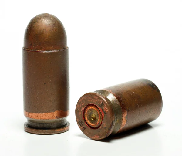 Nagy kontrasztú éles golyó 9mm kaliber tokarev — Stock Fotó