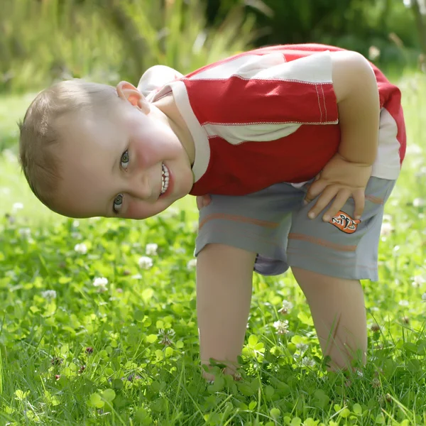 Lachende jongen — Stockfoto