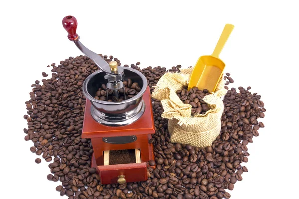 Burr manual de molino de café con granos de café — Foto de Stock