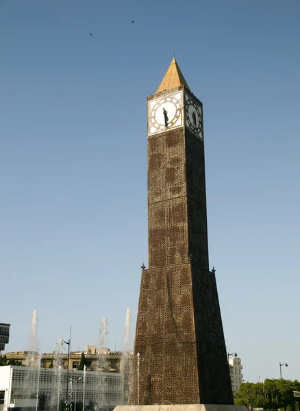 Klokkentoren avenue habib bourguiba ville nouvelle tunis Tunesië — Stockfoto