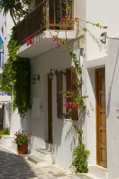 Greek island street scene — Stock Photo, Image