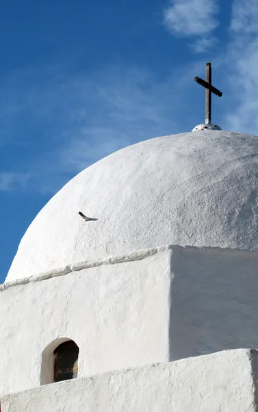 Cúpula da igreja grega — Fotografia de Stock