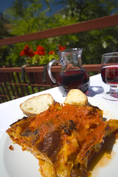 Restaurang lasagne aormina Italien — Stockfoto