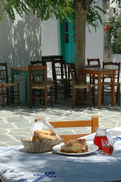 Taverna lunch — Stockfoto