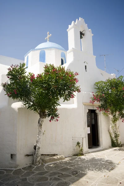Iglesia de la isla griega —  Fotos de Stock