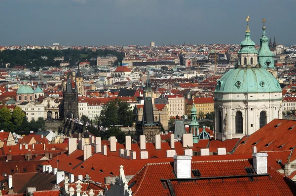 Telhados prague — Fotografia de Stock