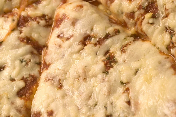 Dört peynirli pizza — Stok fotoğraf