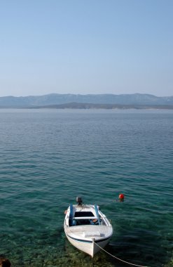 Denizdeki tekne.