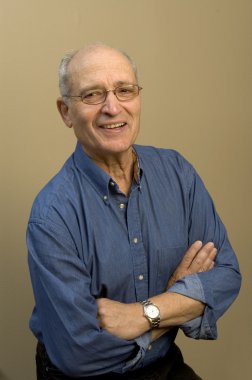 Gülümseyen Adam
