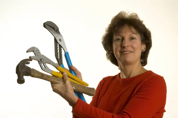 Frau mit Werkzeug — Stockfoto