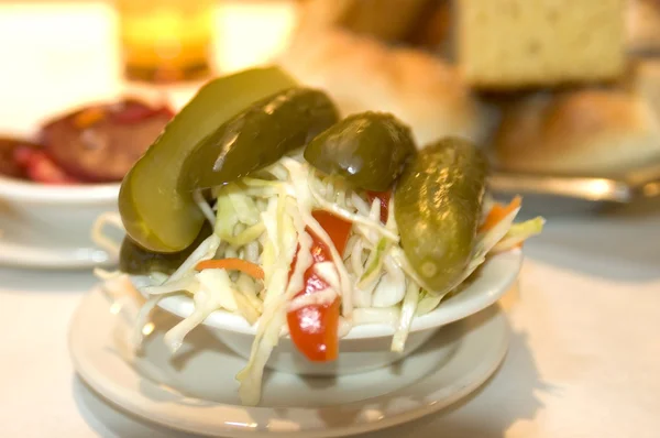 Pickles and cole slaw — Stock Photo, Image