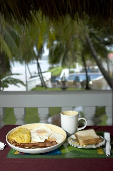 Desayuno en el complejo — Foto de Stock