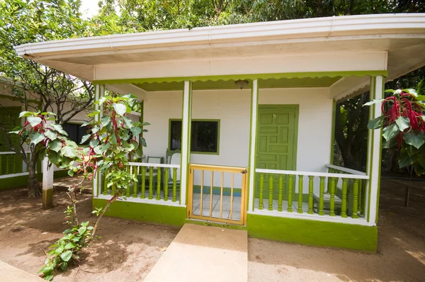 Hotel cabaña trópicos pequeña isla de maíz nicaragua —  Fotos de Stock
