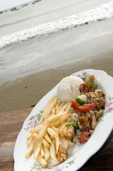 Gemengd zeevruchten kabob nicaragua — Stockfoto