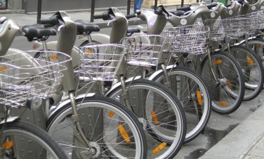 Kiralama bicyles sokak Paris