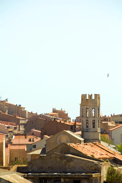 Medeltida arkitekturen bonifacio gamla staden Korsika — Stockfoto
