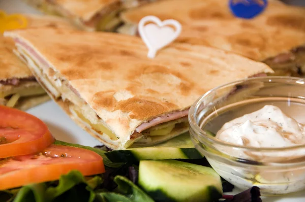 Mediterrane sandwich in cyprus — Stockfoto