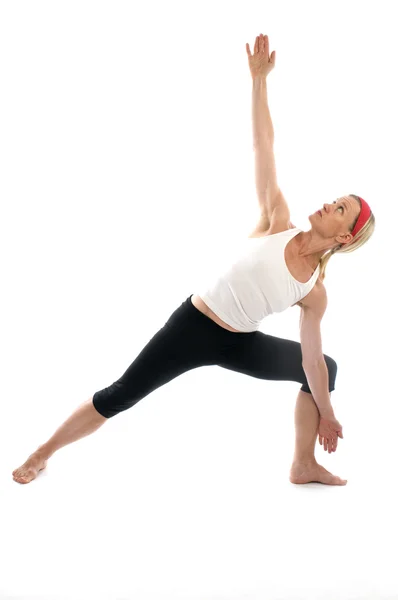 Driehoek yoga pose — Stockfoto