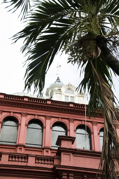 A vörös ház Parlament épülete port Spanyolországban trinidad tobago — Stock Fotó